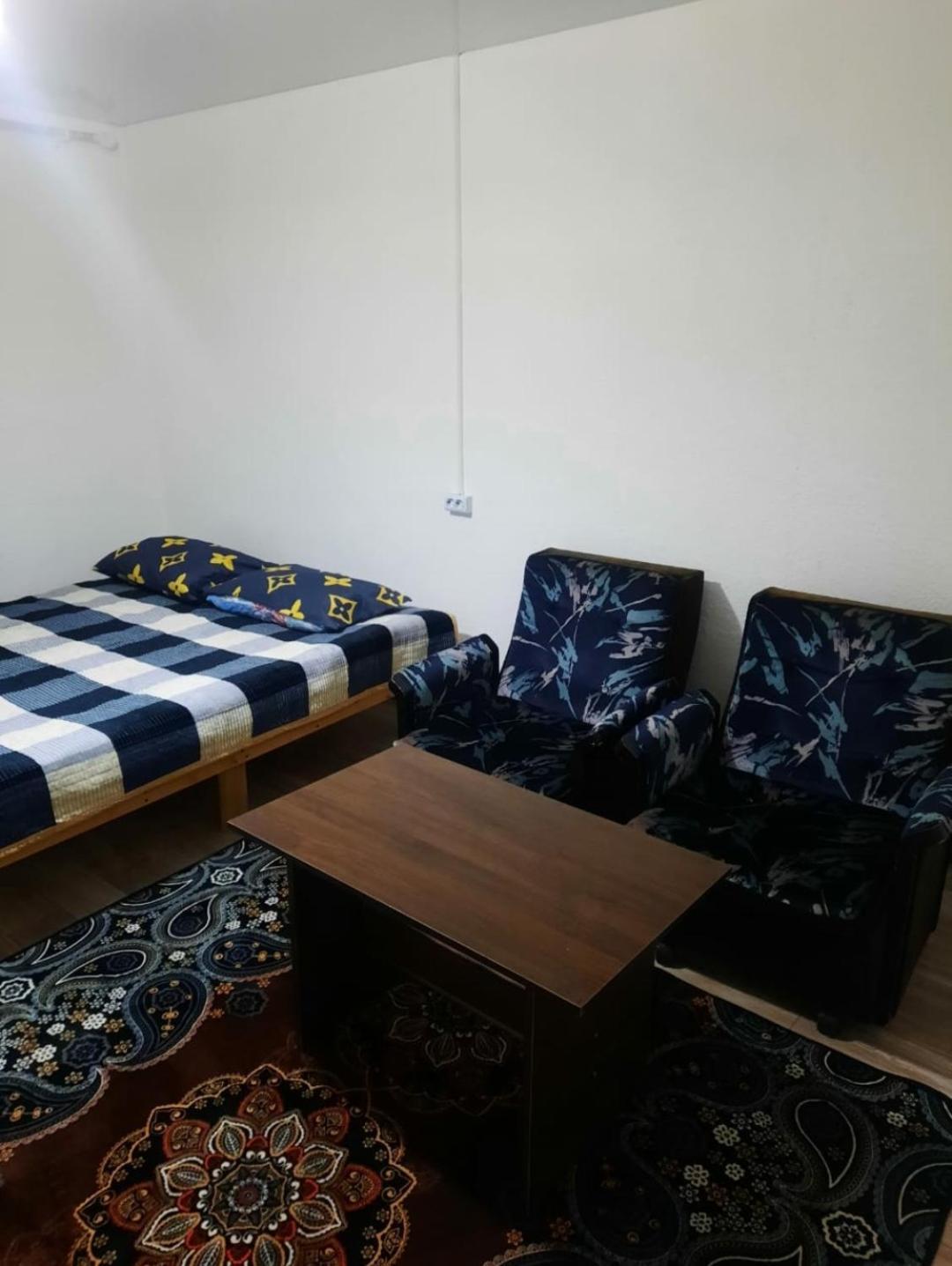 Атлант Hotel Bisjkek Eksteriør billede