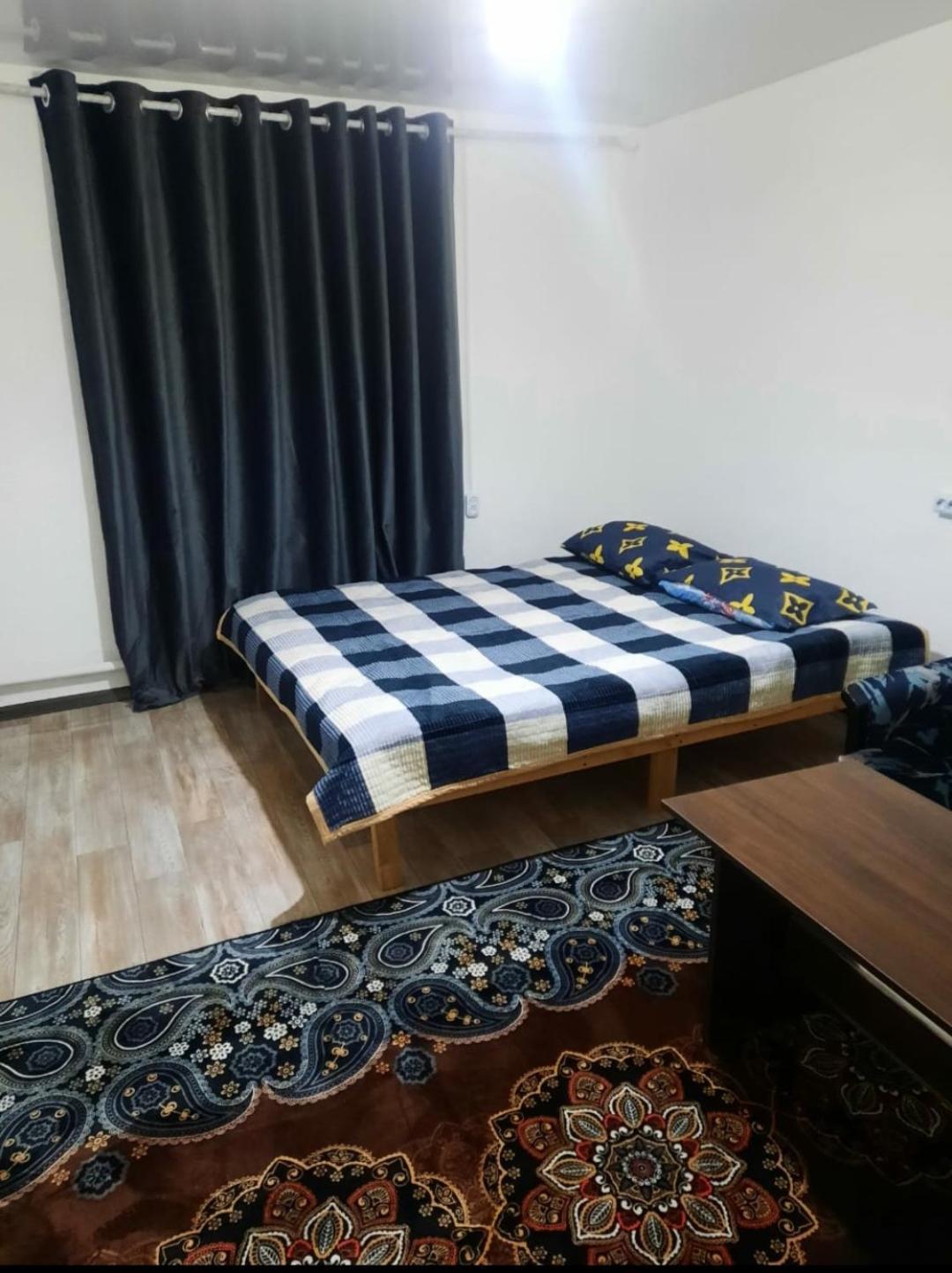 Атлант Hotel Bisjkek Eksteriør billede